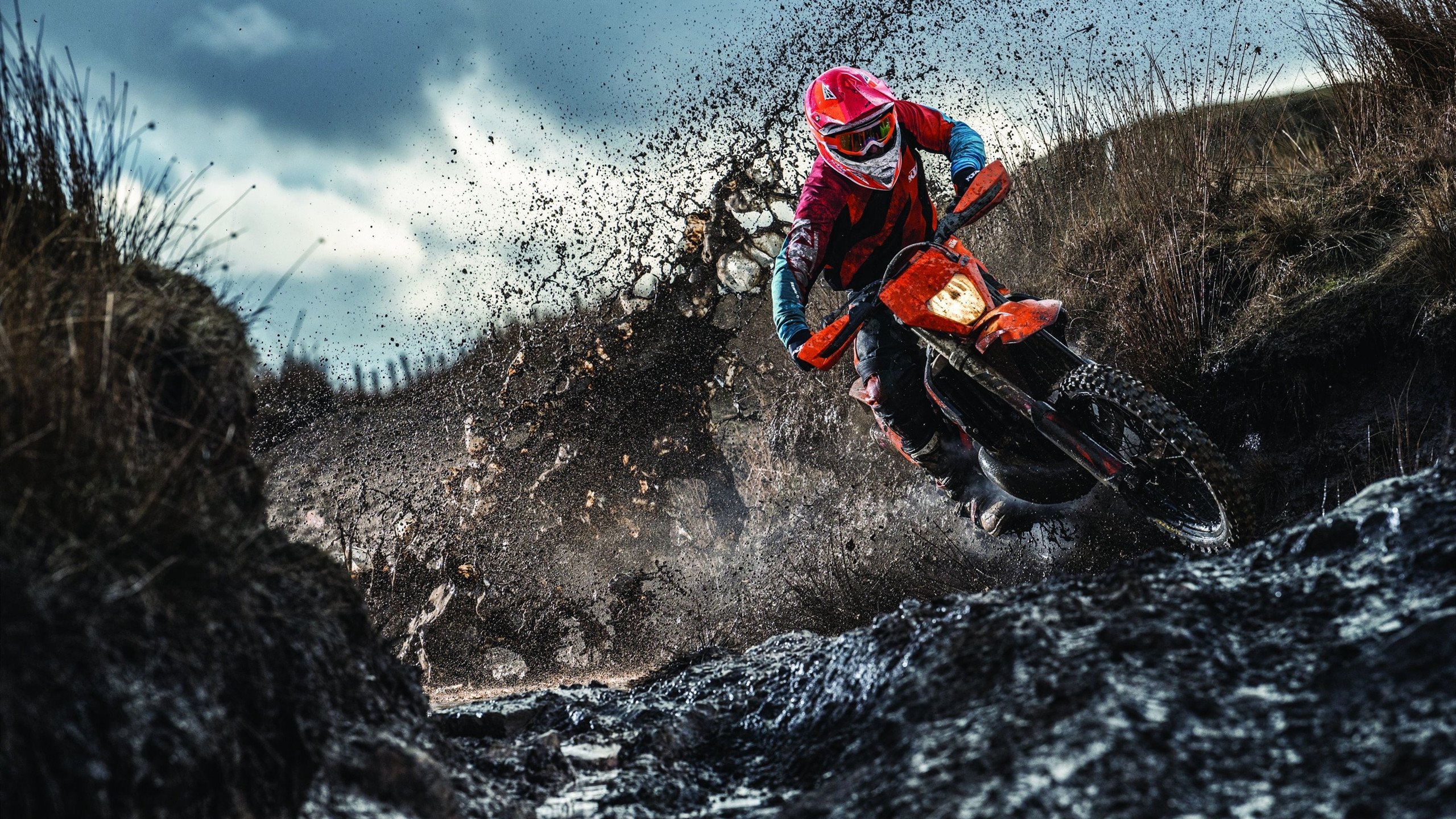 绿茵场外的统治,当英格兰足球力克中国,奥恰洛夫的乒乓寓言